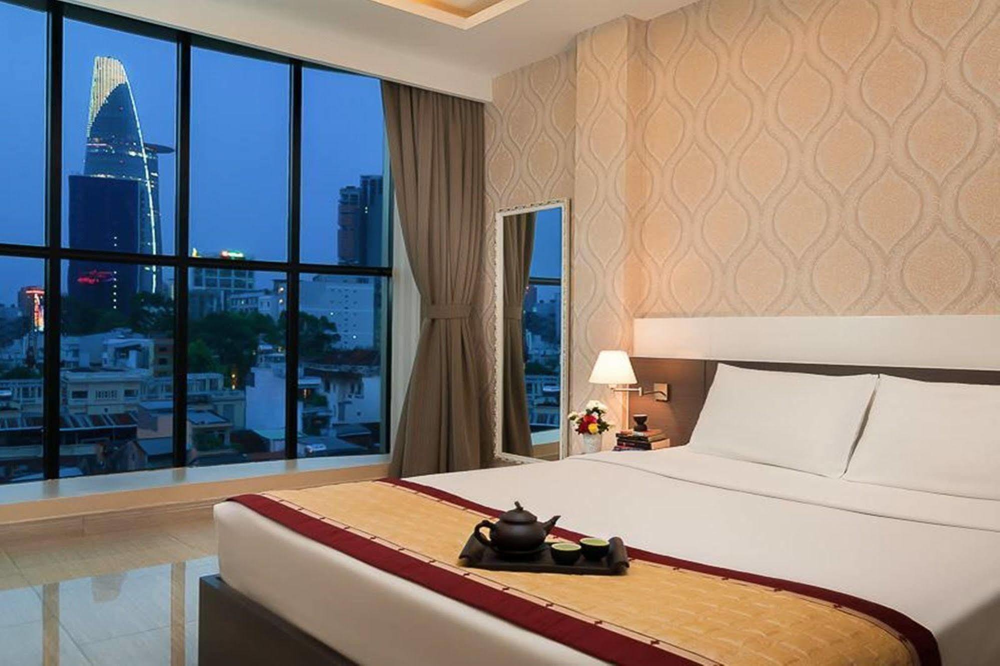 Hong Vina Hotel Хошимин Экстерьер фото